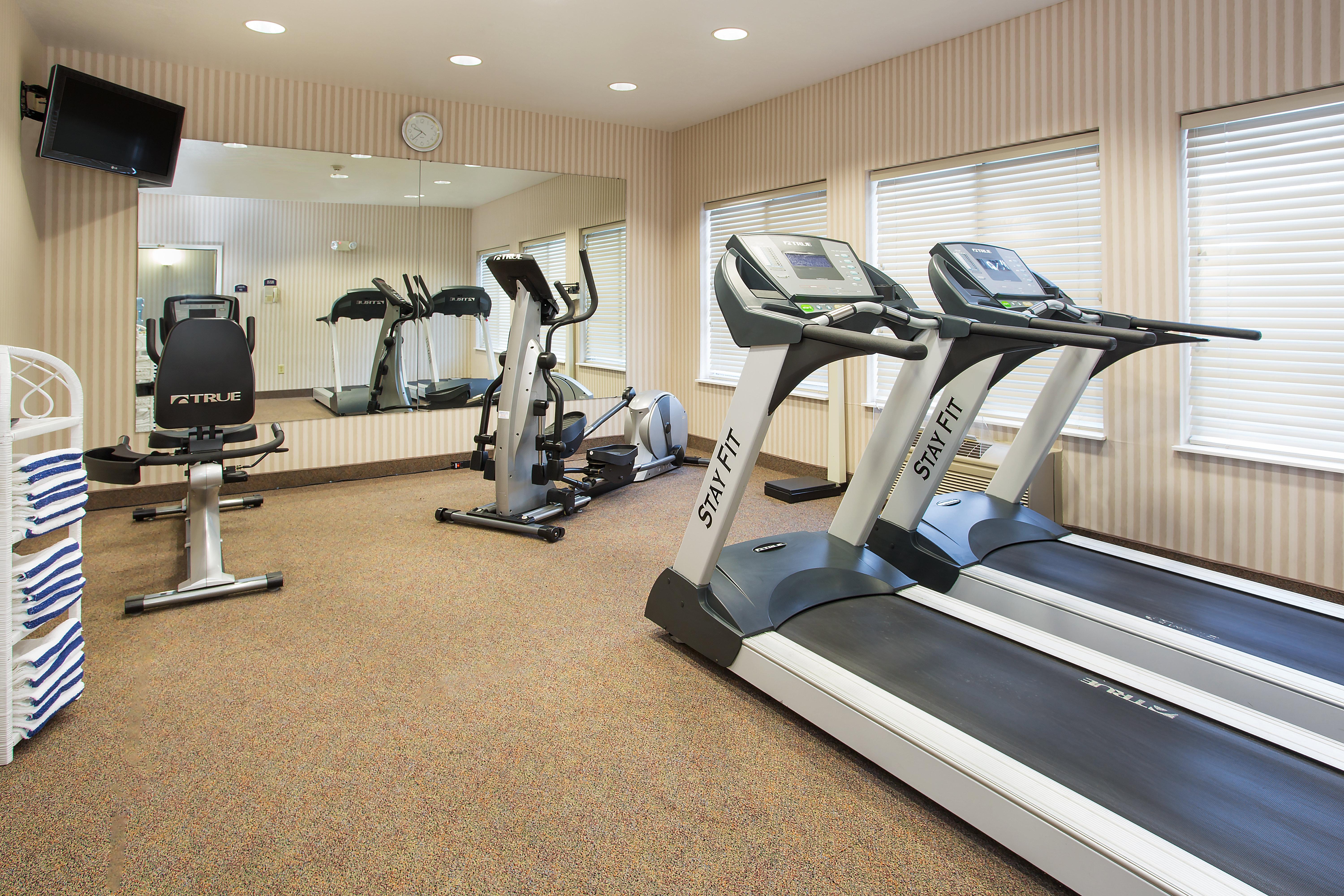 Holiday Inn Express Hotel & Suites Marion By Ihg Esterno foto
