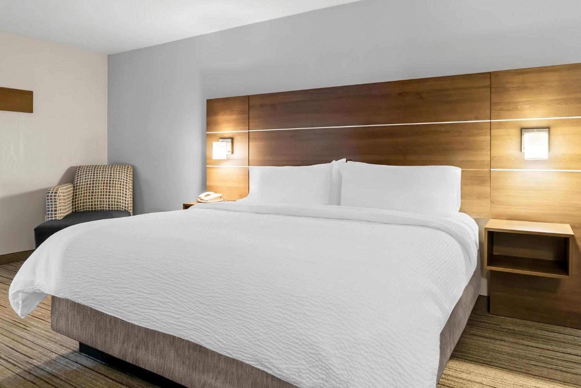 Holiday Inn Express Hotel & Suites Marion By Ihg Esterno foto