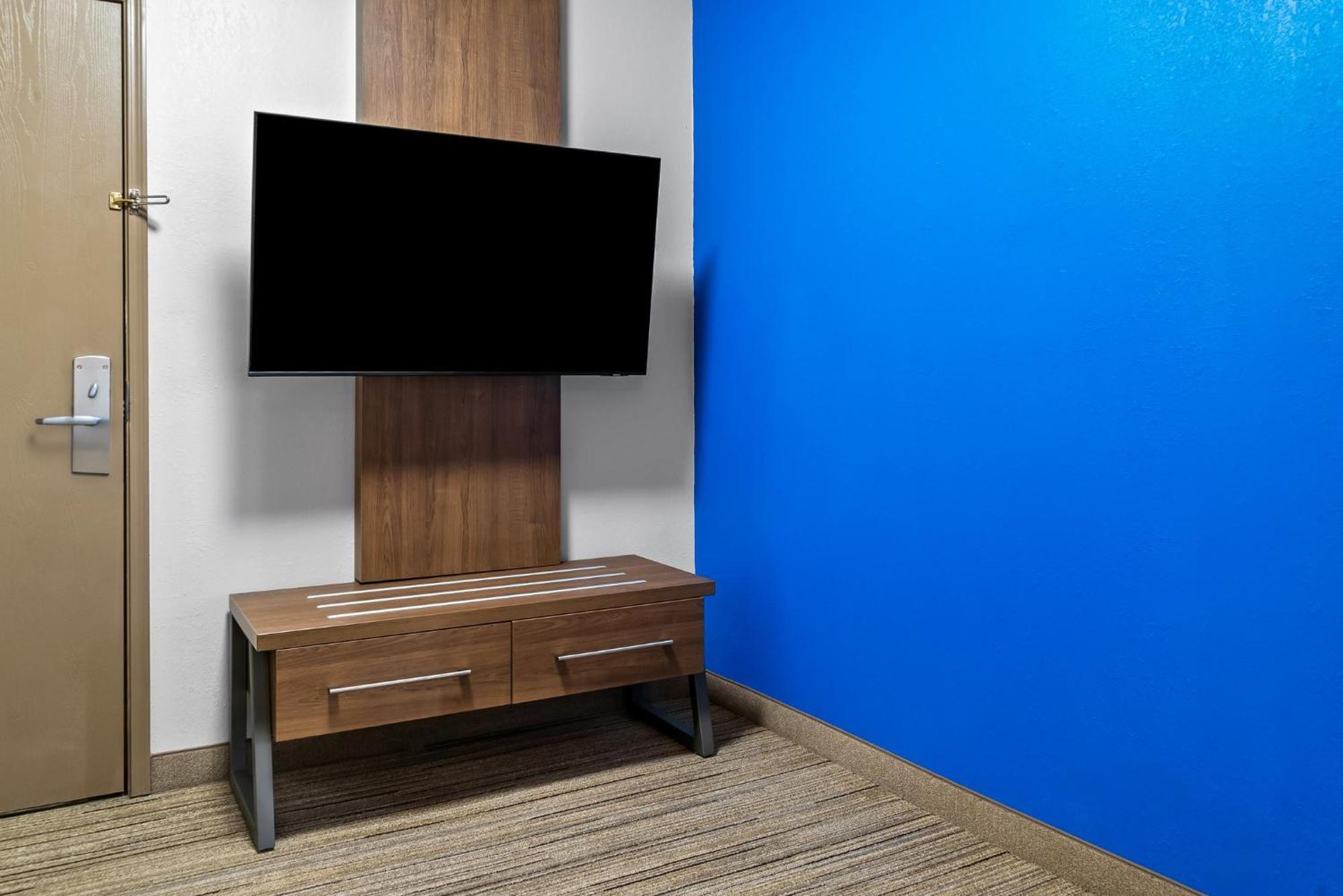 Holiday Inn Express Hotel & Suites Marion By Ihg Esterno foto