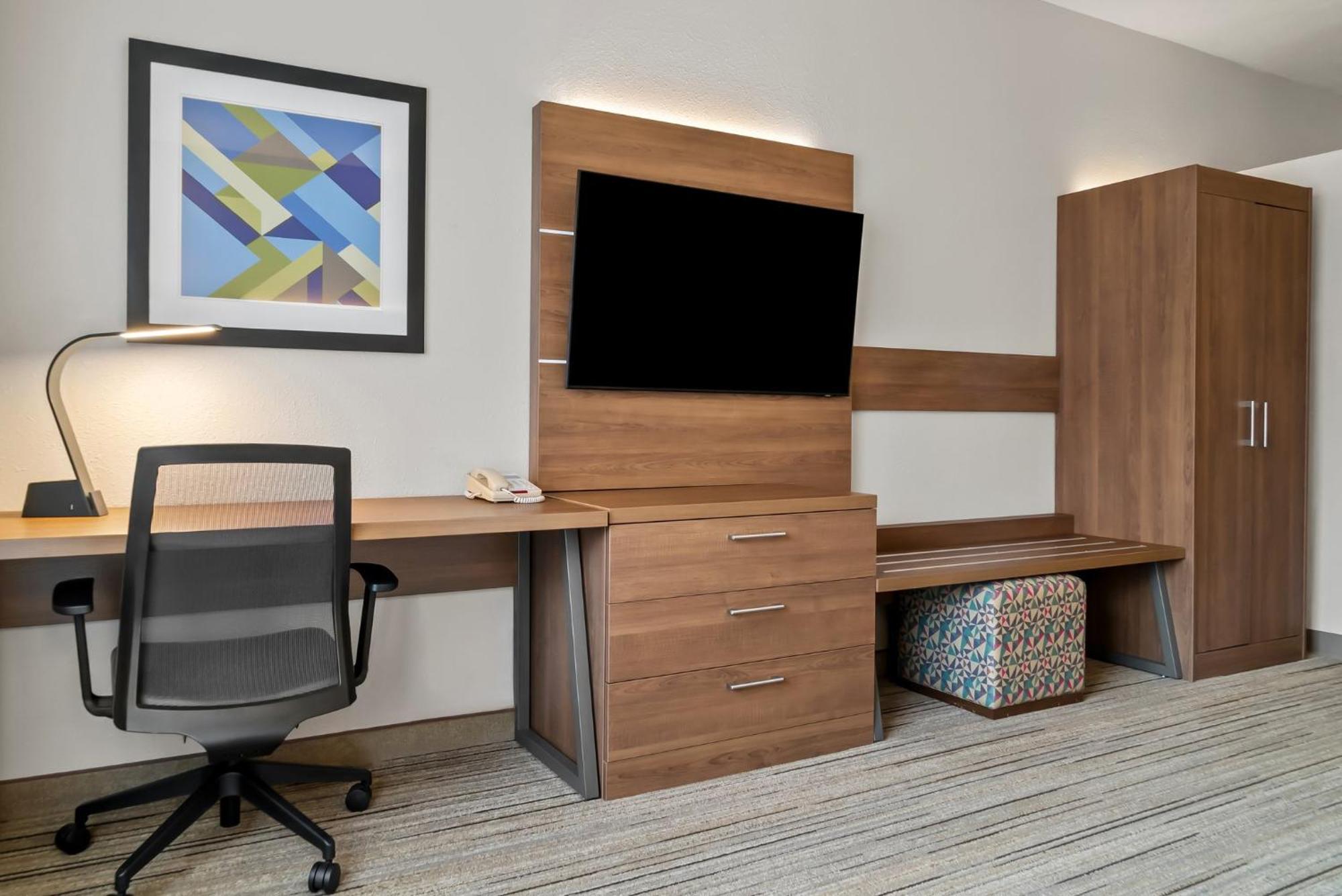 Holiday Inn Express Hotel & Suites Marion By Ihg Esterno foto