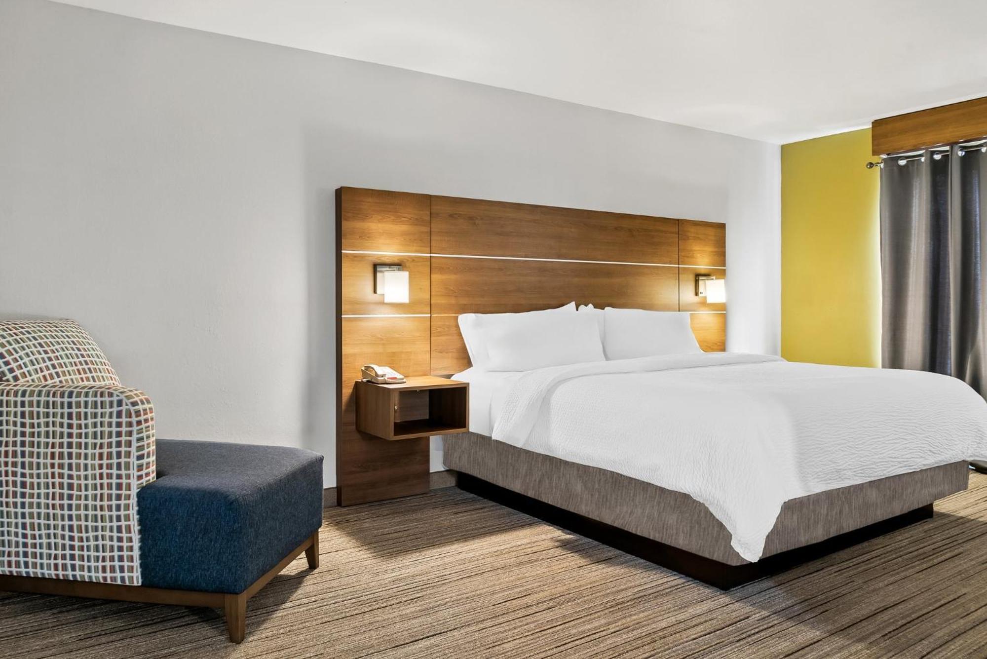 Holiday Inn Express Hotel & Suites Marion By Ihg Esterno foto
